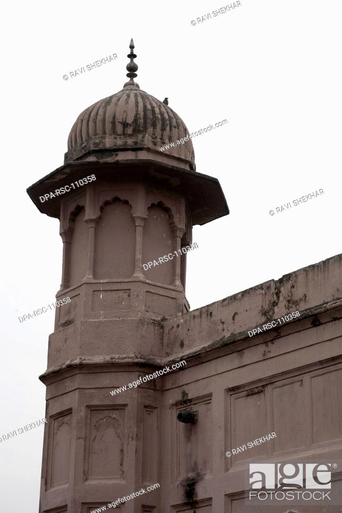 Stock Photo: Minar Bangla-Muslim style of Architecture ; Lalbagh Fort ; Dhaka ; Bangladesh.