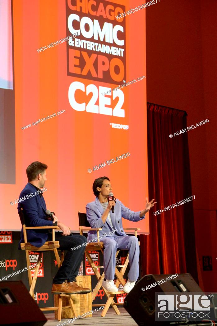 Photo de stock: Rosario Dawson hosts Q&A at C2E2 2022 (Chicago Comic and Entertainment Expo) at McCormick Place on Sunday, August 7, 2022 in Chicago, IL.
