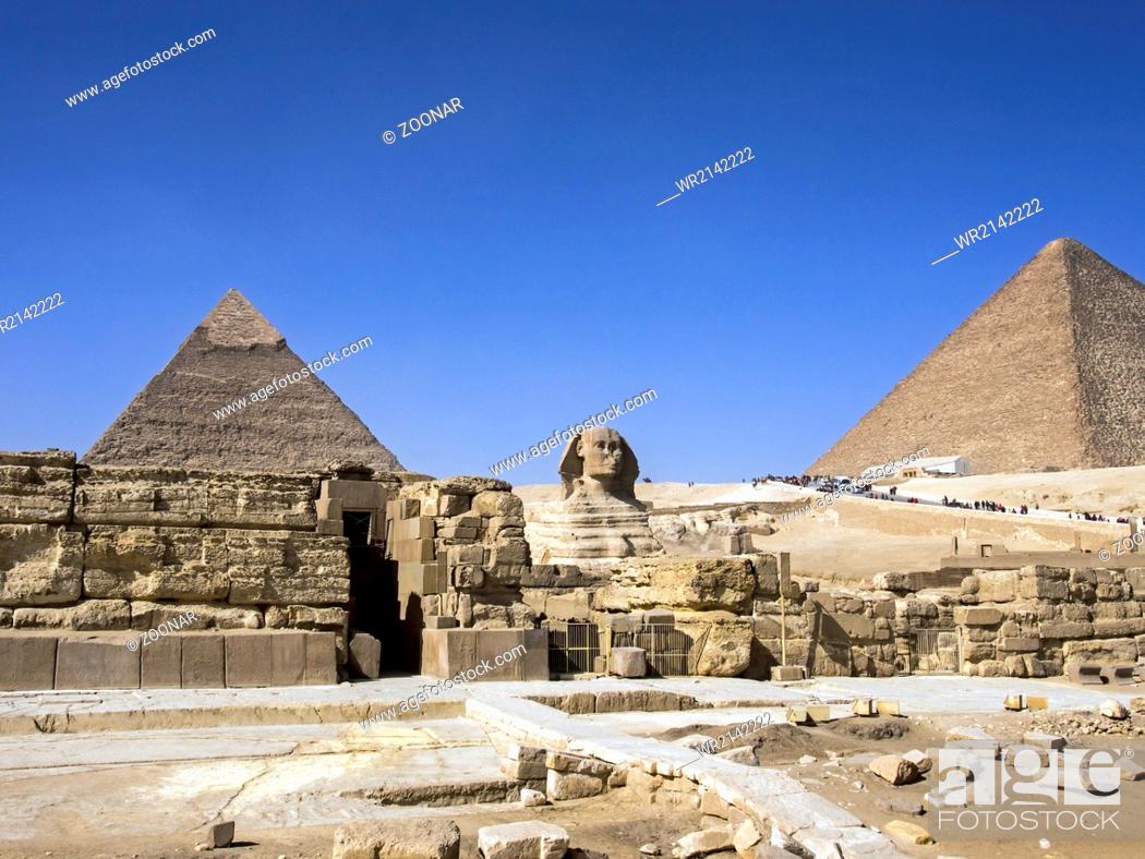 Imagen: pyramids of Giza.