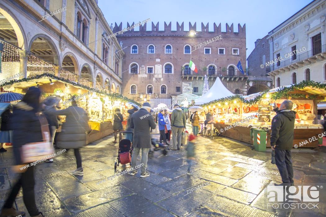 Stock Photo: Verona Veneto on November 23, 2019. Christmas market in the Piazza dei Signori.