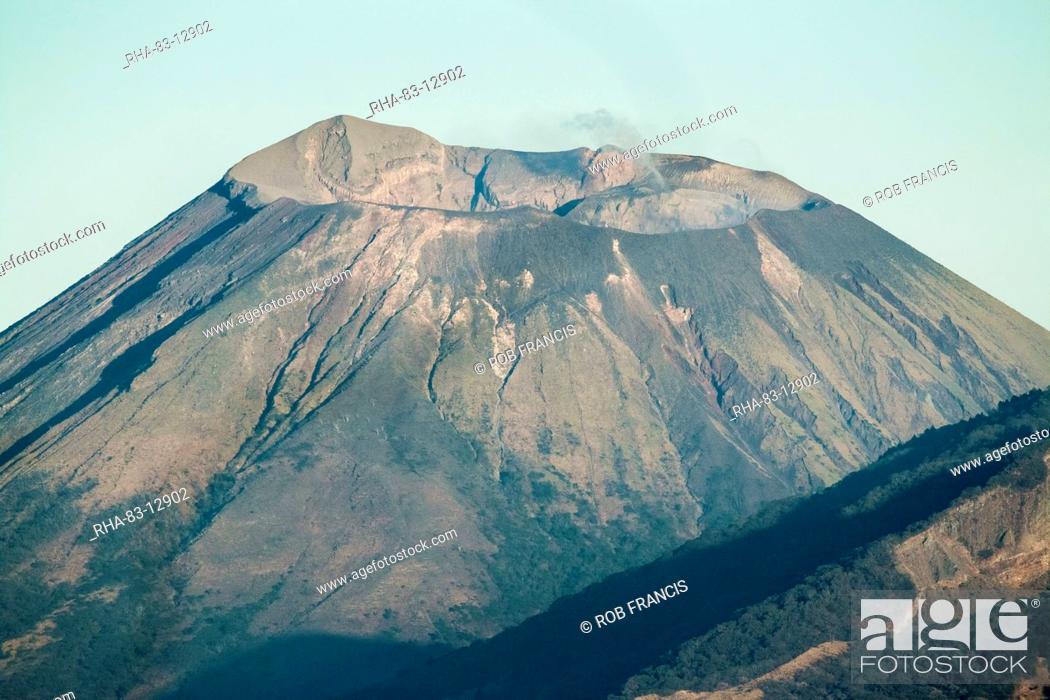 Stock Photo: Summit of active Volcan San Cristobal, 1745m, in the North West volcano chain, the country's highest volcano, Chinandega, Nicaragua, Central America.