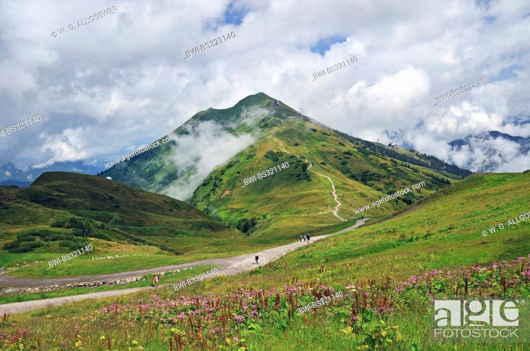 Stock Photo: hiking path from mountain station Kanzelwandbahn to Fellhorn, Germany, Bavaria, Allgaeu Alps.