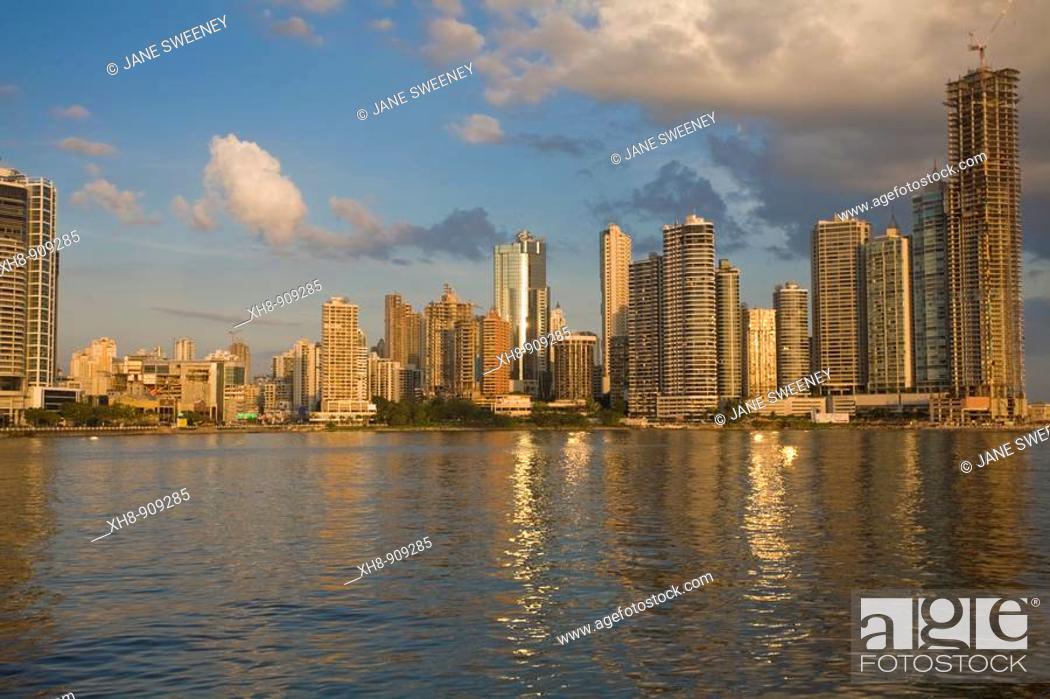 Stock Photo: Avenue Balboa and Punta Paitilla buildings reflecting in Panama Bay, Panama City, Panama.