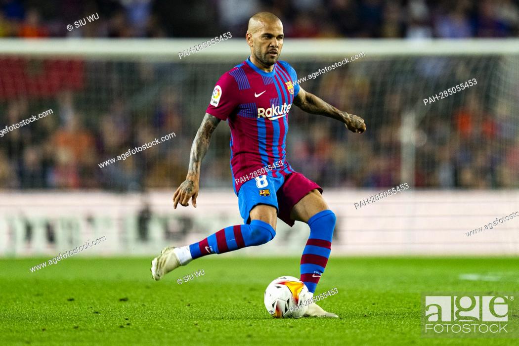 Stock Photo: Dani Alves (FC Barcelona) in action during La Liga football match between FC Barcelona and RCD Mallorca, at Camp Nou Stadium in Barcelona, Spain, on May 1, 2022.