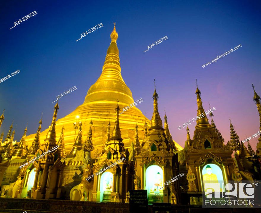 Photo de stock: Shwedagon pagoda. Yangoon. Myanmar.