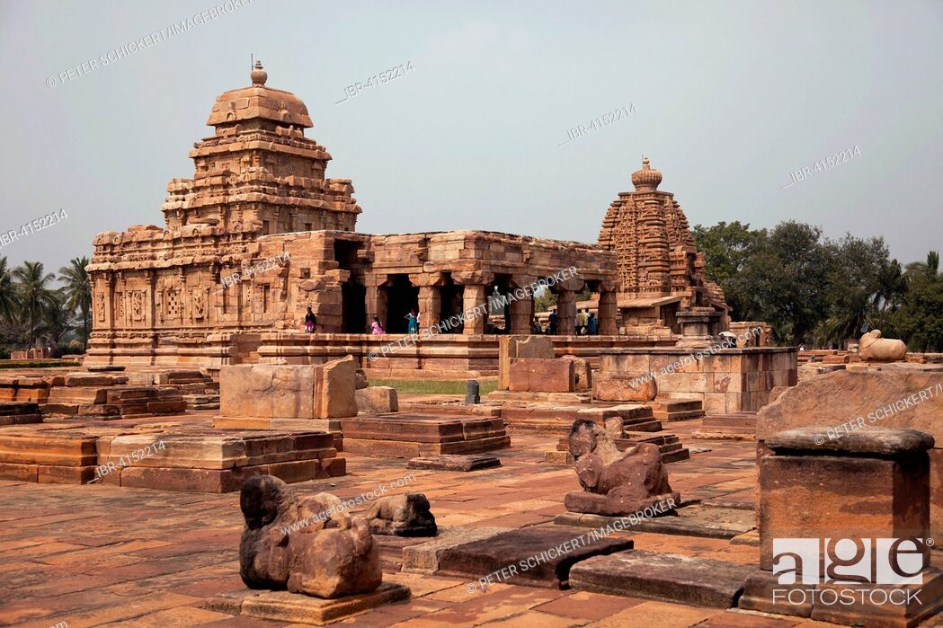 Stock Photo: Temple building from the Chalukya dynasty, UNESCO World Heritage Site, Pattadakal, Karnataka, India.