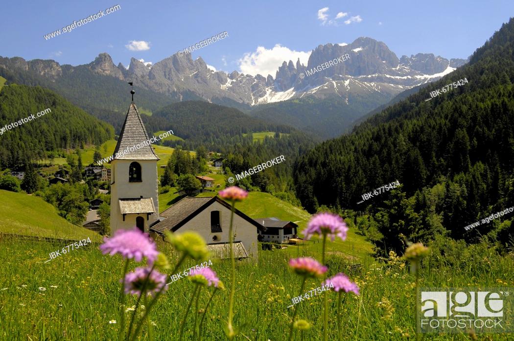 Stock Photo: South Tyrol, Vajolet Towers, Tiers in the direction of the Catinaccio, church, chapel.