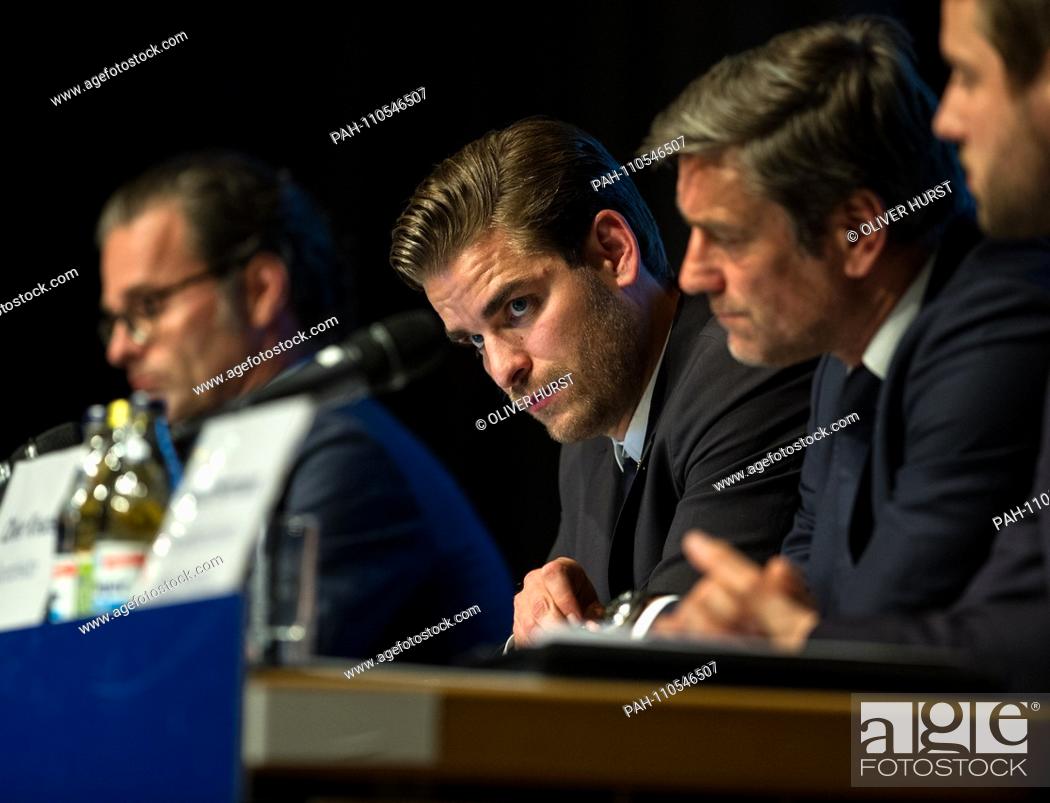Stock Photo: Holger Siegmund Schultze (Vice President), Michael Becker (Business Manager) Oliver Kreuzer (Sports Director), GES / Football / 3rd League: KSC Members' Meeting.