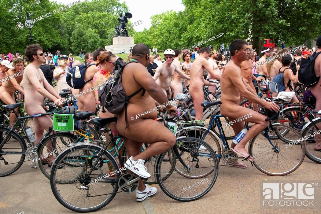 UNITED KINGDOM - ENGLAND LONDON HYDE PARK Naked people riding their bicycles  on formation at Hyde..., Stock Photo, Picture And Rights Managed Image.  Pic. YV6-1331825 | agefotostock