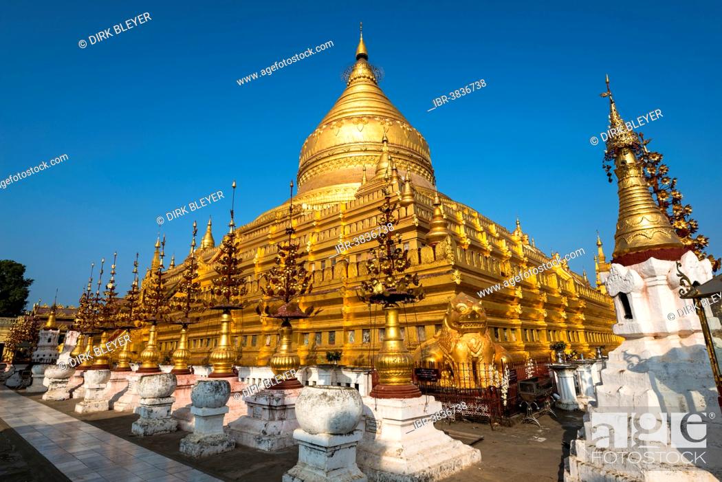 Stock Photo: Golden chedi, Shwezigon Pagoda or Shwezigon Paya, Nyaung U, Mandalay Region, Myanmar.