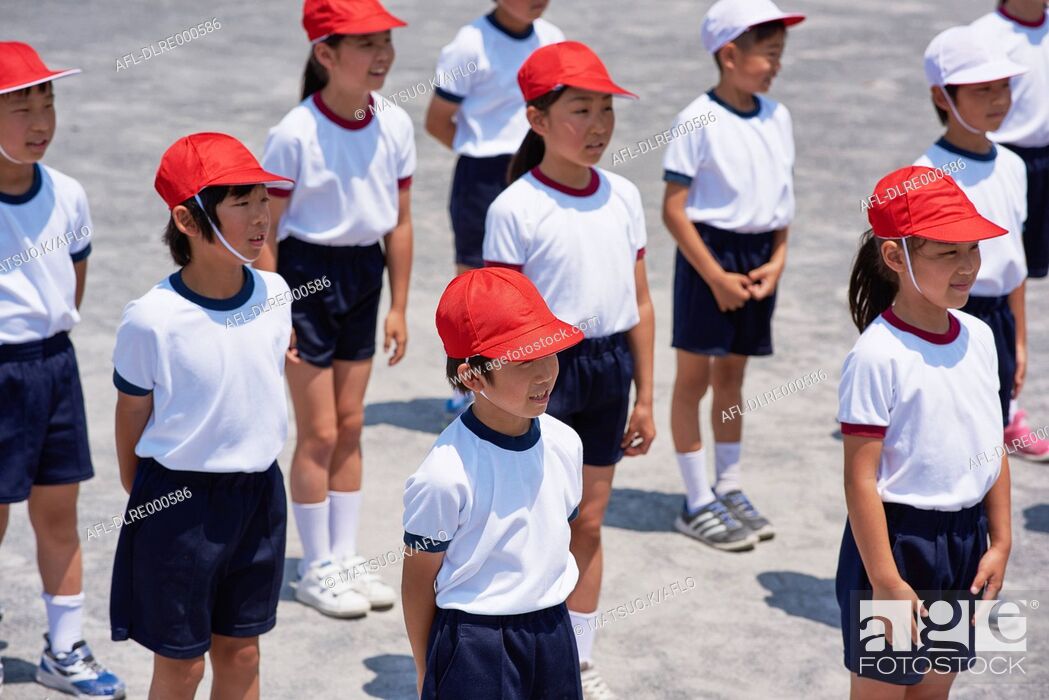 Imagen: Japanese kids during school sports day.