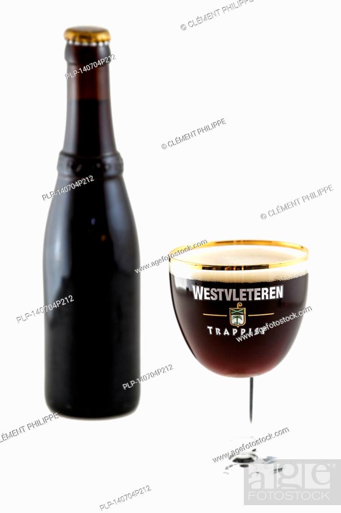 Imagen: Trappist Westvleteren 12° / 10.2% ABV, best beer in the world, brewed in the Sint-Sixtusabdij / Abbey of Saint Sixtus of Westvleteren, Vleteren, West Flanders.