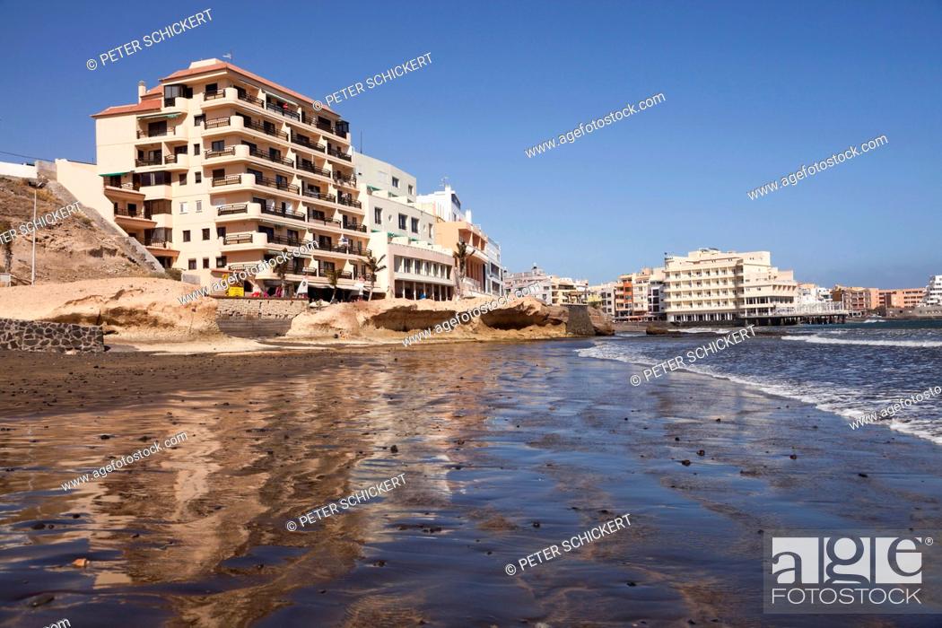 Stock Photo: Strand und der Ort El Medano, Granadilla de Abona, Insel Teneriffa, Kanarische Inseln, Spanien, Europa | Beach and the village El Medano, Granadilla de Abona.