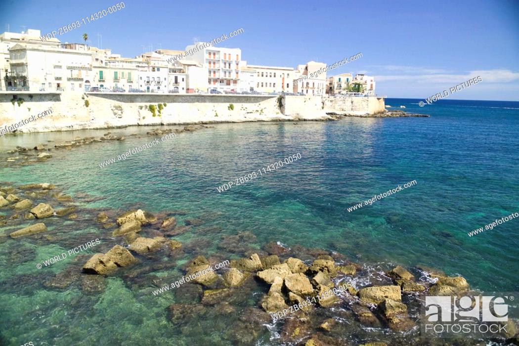 Stock Photo: Seafront Syracusa Sicily Date: 28 05 2008 Ref: ZB693-114320-0050 COMPULSORY CREDIT: World Pictures/Photoshot.