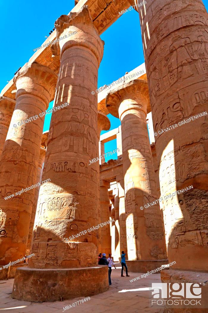 Stock Photo: Column hall in Karnak temple, Karnak near Luxor, Upper Egypt, Egypt.