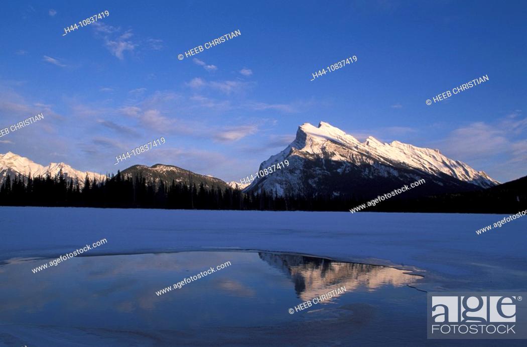 Stock Photo: Canada, North America, America, Vermillion Lake, Mount Rundle, Banff, national park, UNESCO, World heritage site, land.