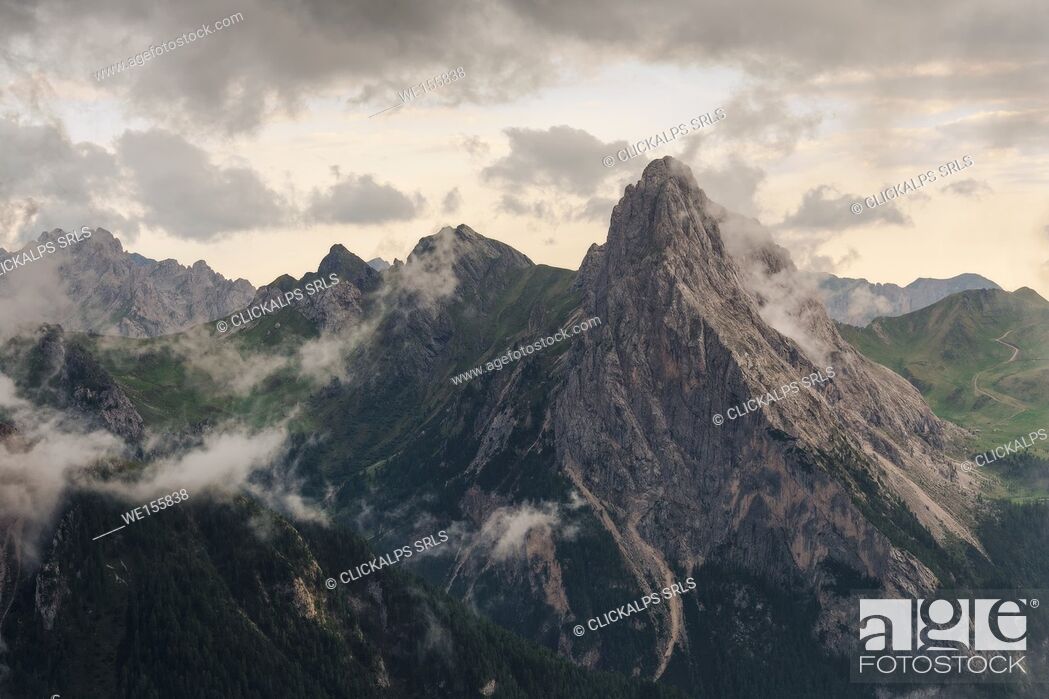 Stock Photo: Sentiero Viel dal Pan, Canazei, Trento, Trentino - Alto Adige, Italy, Europe.