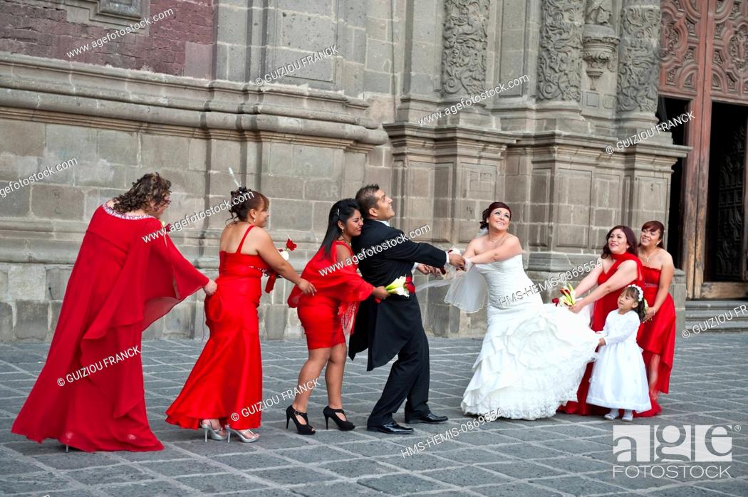 Stock Photo: Mexico, Federal District, Mexico city, historical center listed as World Heritage by UNESCO, wedding on Plaza Santo Domingo.