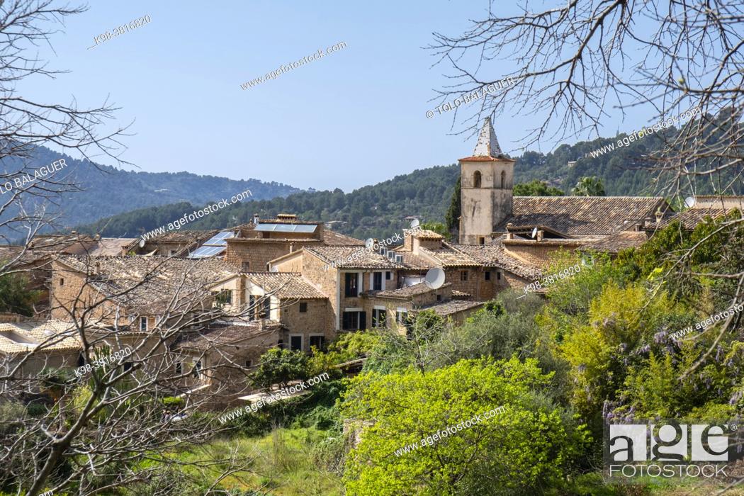 Stock Photo: Biniaraix, town view, Mallorca, Balearic Islands, Spain.