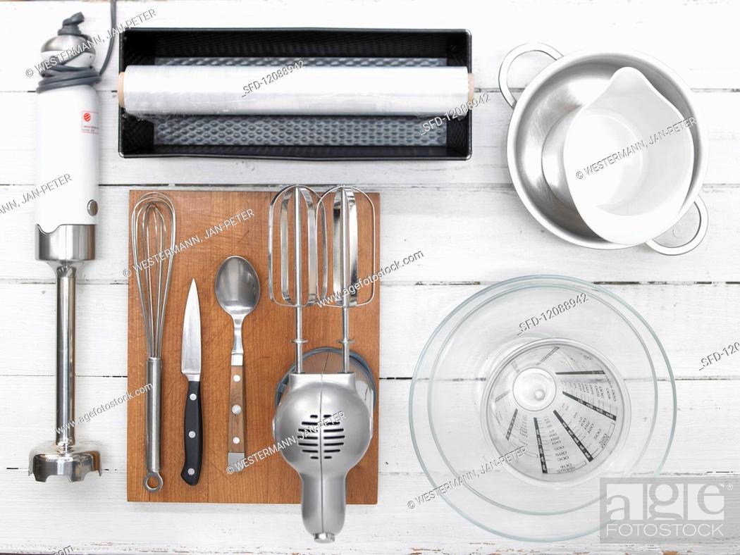 Stock Photo: Various kitchen utensils for the preparation of parfait.
