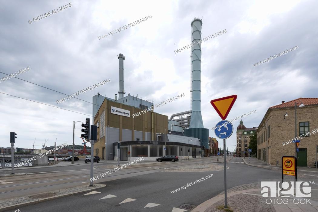 Stock Photo: 19 July 2019, Sweden, Göteborg: View of the power plant of the Göteborg Energi energy company. It produces electricity and district heating.