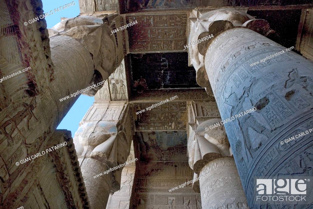 Stock Photo: Egypt, Dendera, Ptolemaic temple of the goddess Hathor.View of ceiling and columns.