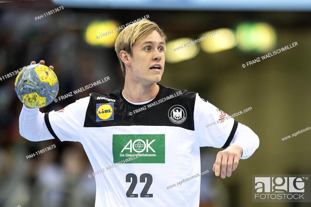 Stock Photo: Marian MICHALCZIK (GER), in action with ball, half figure, half figure; Handball Laenspiel der Maenner, Friendly Match, Germany (GER) - Switzerland (SUI) 27:29.