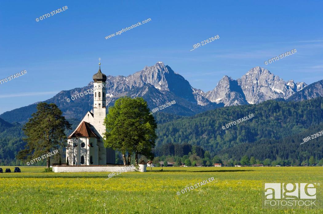 Stock Photo: Pilgrimage church of St. Coloman and Schloss Neuschwanstein Castle, Schwangau near Fuessen, Bavarian Alps, Allgaeu, Upper Bavaria, Bavaria, Germany, Europe.