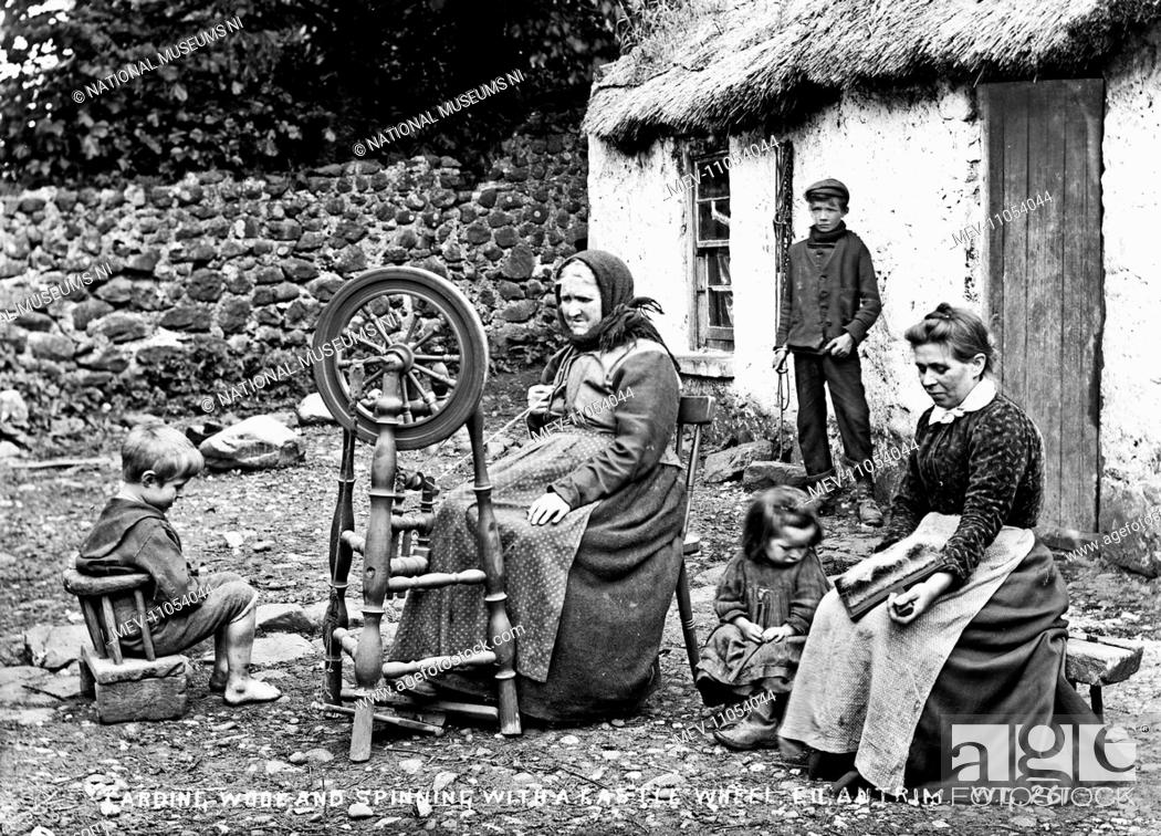 Old Photo Irish Women Carding Wool & Spinning 