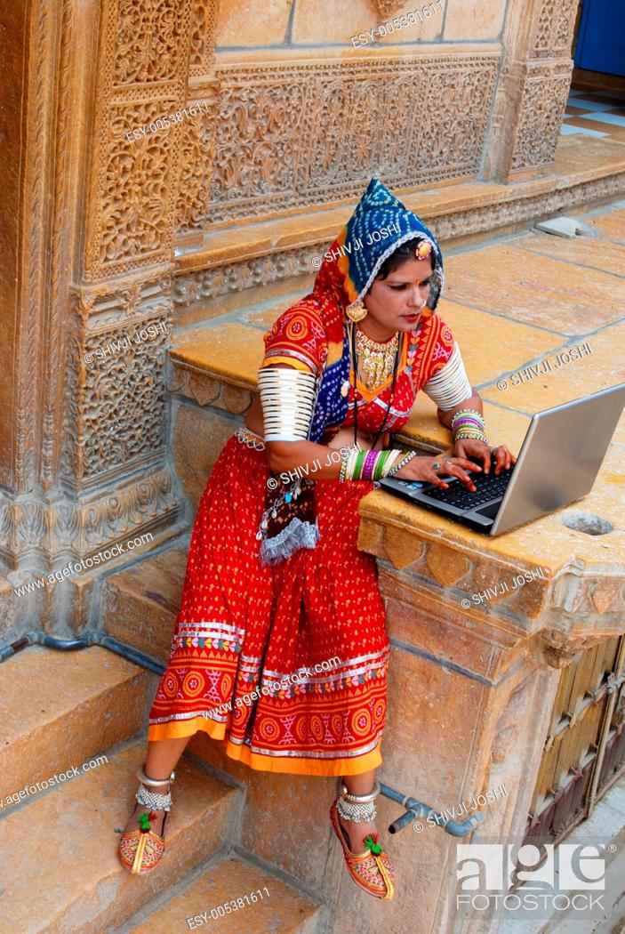 Traditional Costumes of Rajasthan Issues and Analysis @ abhipedia Powered  by ABHIMANU IAS
