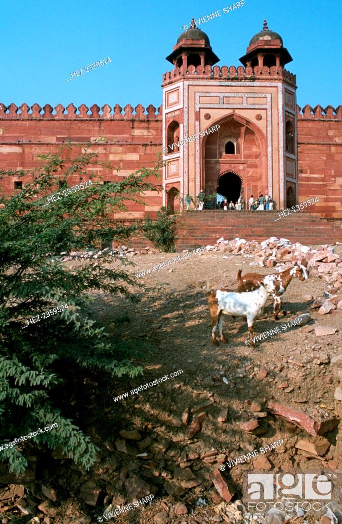 Buland Darwaza, Fatehpur Sikri, Agra, Uttar Pradesh, India, Stock Photo,  Picture And Rights Managed Image. Pic. HEZ-2359524 | agefotostock