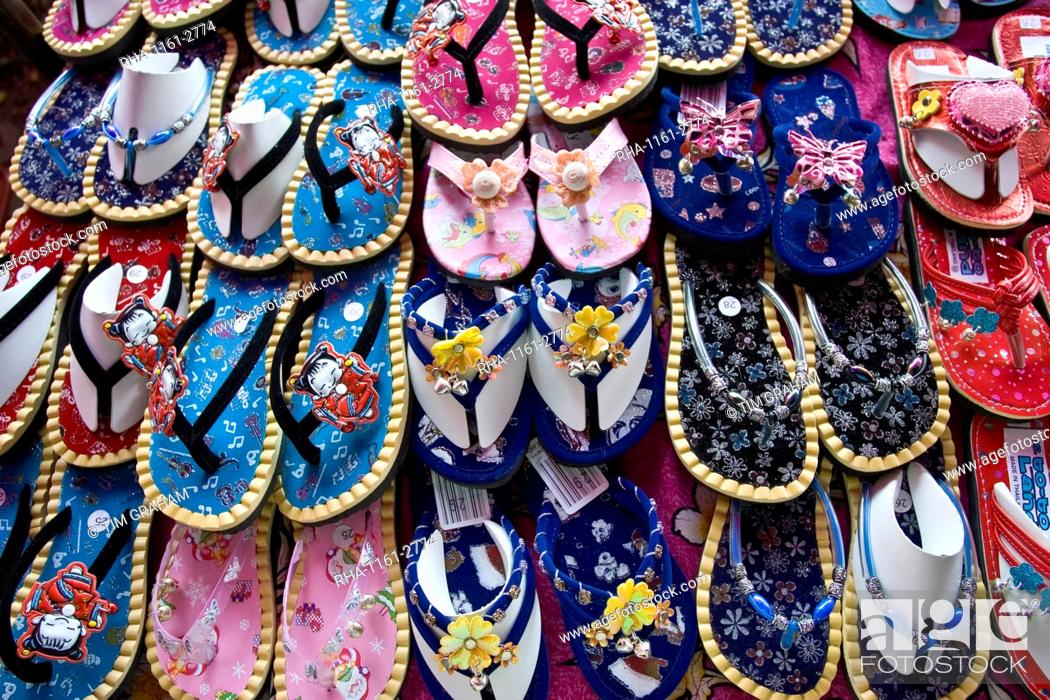 What Shoes to Wear in Thailand? The 5 Best Shoes to Pack