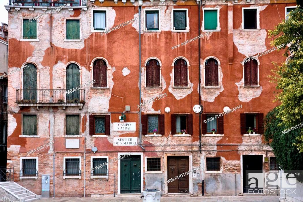 Stock Photo: Italy, Venice, Campo San Vidal, old building, facade.