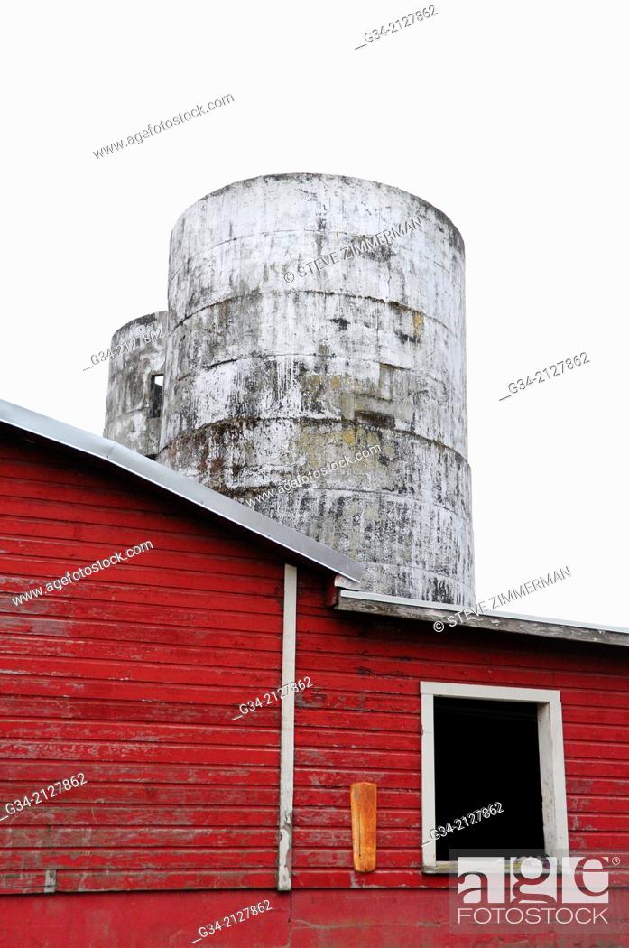 Stock Photo: High Contrast Barn.