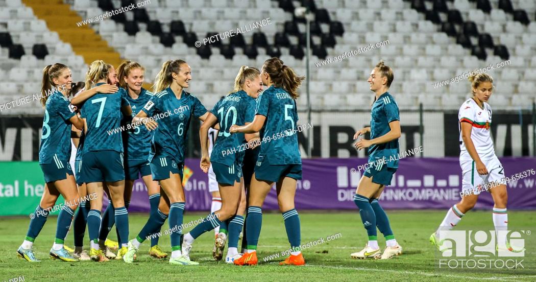 Stock Photo: 06 September 2022, Bulgaria, Plowdiw: Soccer, Women: World Cup qualifying Europe women, Bulgaria - Germany, Group stage, Group H, Matchday 10.