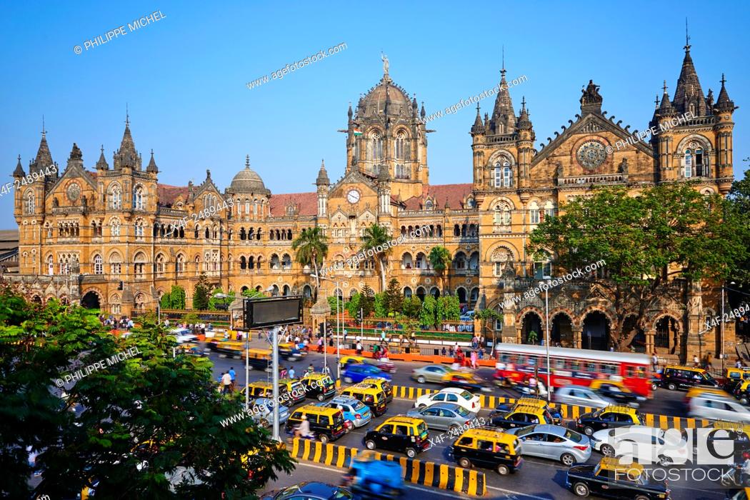 Photo de stock: India, Maharashtra, Mumbai Bombay, Victoria Terminus railways station or Chhatrapati Shivaji.