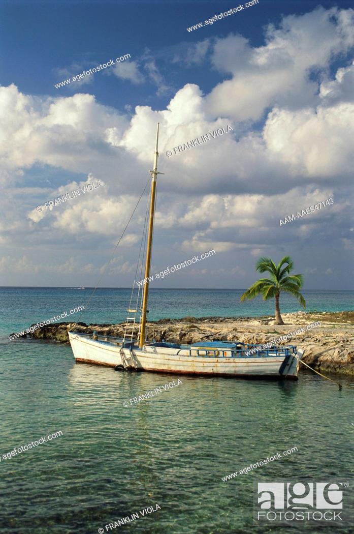 Stock Photo: Mexican Fishing Boat, Cozumel, Mexico.