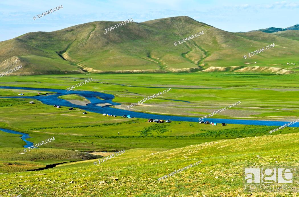 Stock Photo: Zelte im Grasland am Orchon Fluss, UNESCO Welterbe-Kulturlandschaft Orchon-Tal, Mongolei / Tents in the river bed landscape of the Orkhon river.