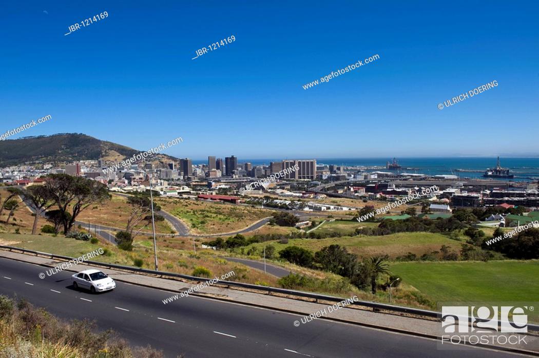Stock Photo: View of the city of Cape Town from the M3 motorway, South Africa, Africa.