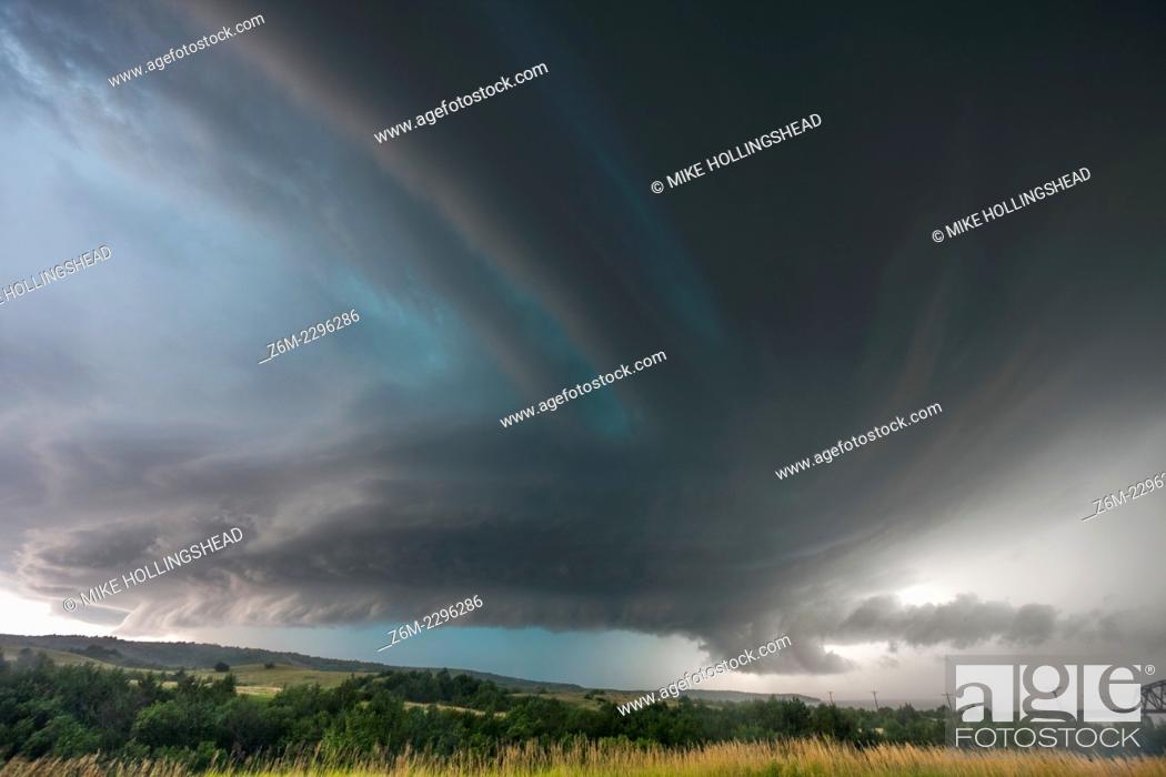 Stock Photo: Supercell storm that produced the world record hail stone in Vivian SD, July 23, 2010, now nearing Chamberlain South Dakota.