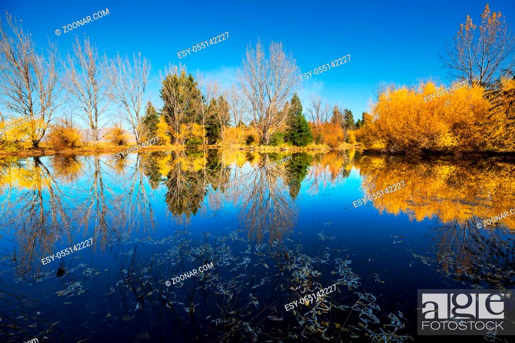 Stock Photo: The beautiful lake in Autumn season.