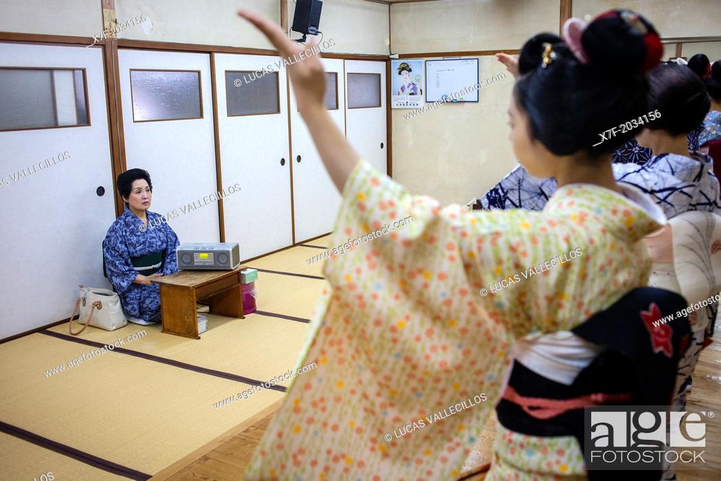 Stock Photo: Geishas and 'maikos' (geisha apprentice) in dance class. Geisha school(Kaburenjo) of Miyagawacho.Kyoto.Kansai, Japan.