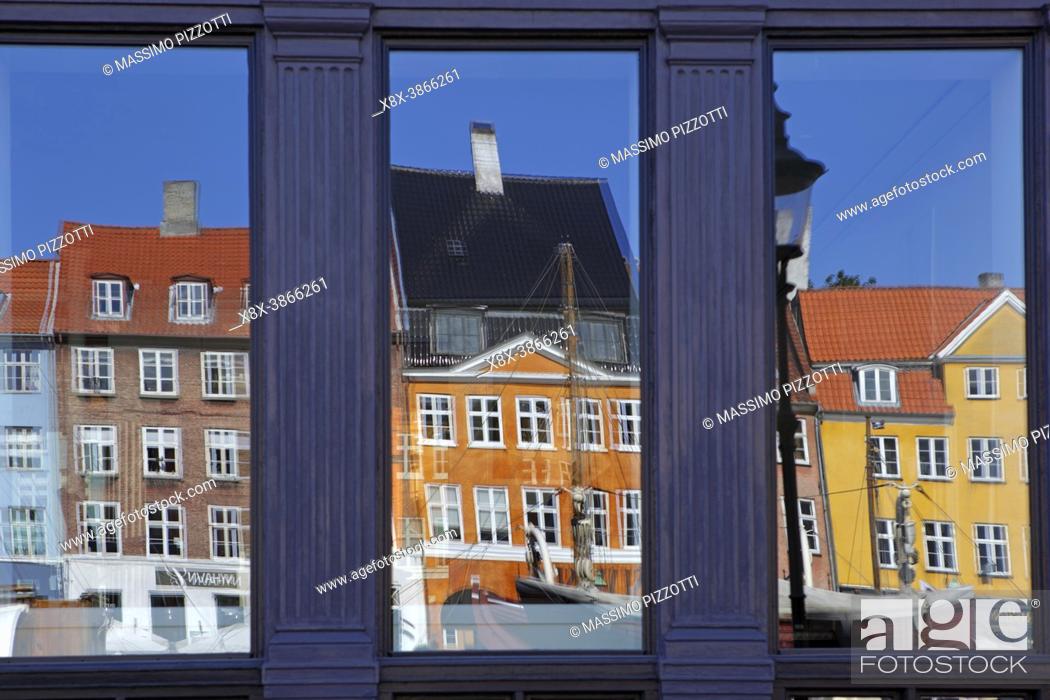 Stock Photo: Traditional architecture in Copenhagen reflexted in a mirror, Denmark.