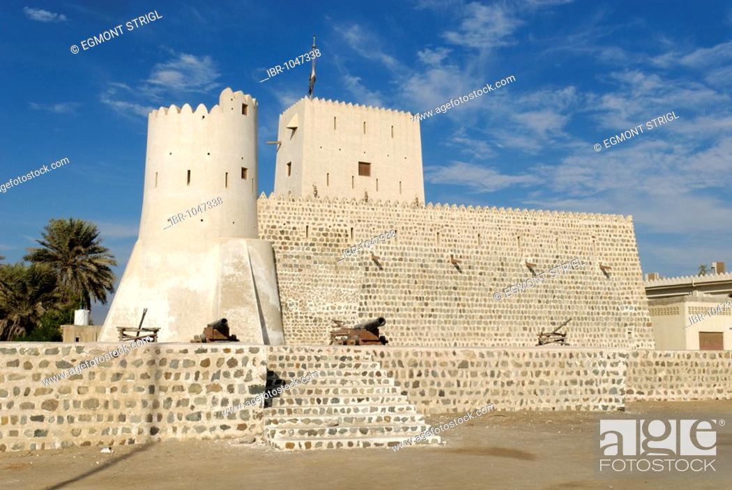 Stock Photo: Historic fort of Kalba near Fujairah, Emirate of Sharjah, Emirate of Dubai, United Arab Emirates, Arabia, Near East.
