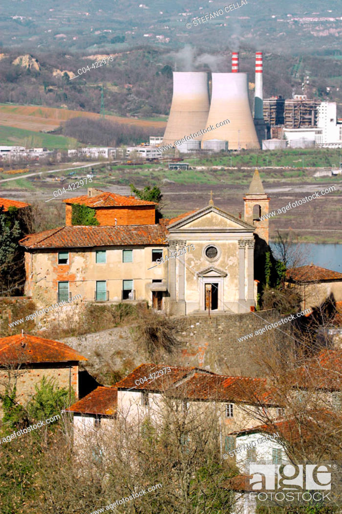 Photo de stock: Old city and power station, Castelnuovo dei Sabbioni. Arezzo, Tuscany. Italy.