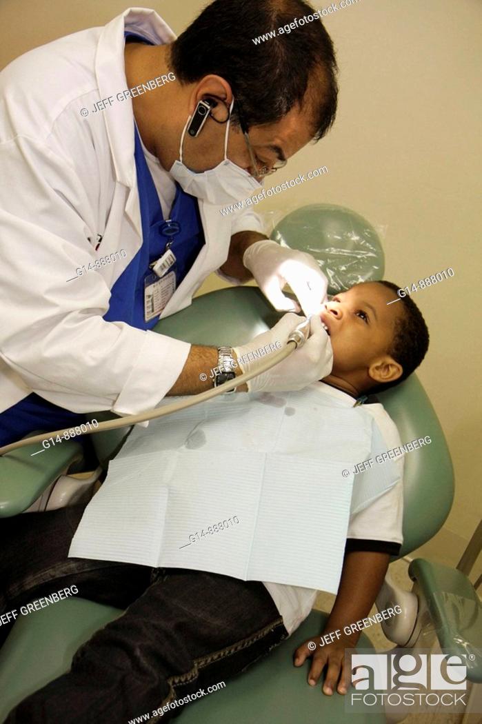 Florida Miami Liberty City Jessie Trice Community Health Center Oral Health Fair Free Care Stock Photo Picture And Rights Managed Image Pic G14-888010 Agefotostock