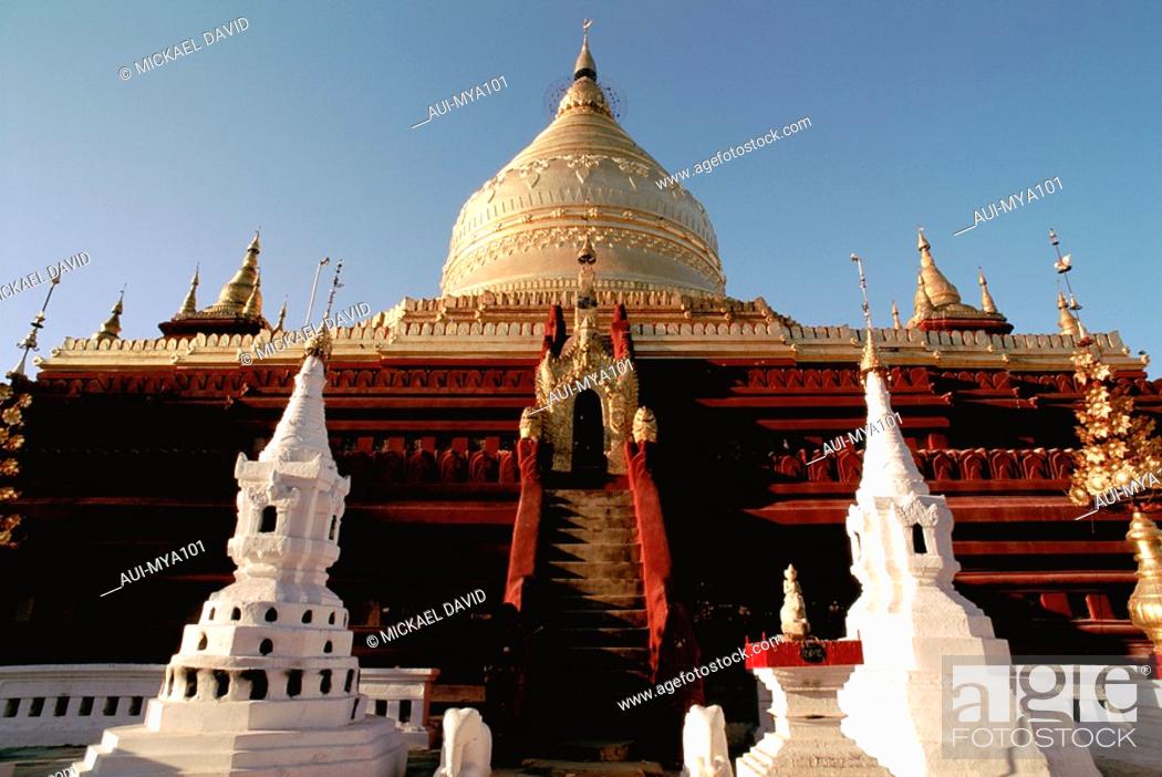 Stock Photo: Myanmar - Bagan - Shwezigok Temple.