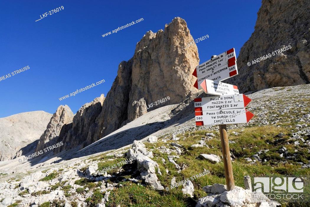 Stock Photo: Signpost, Croda del Lago in background, Rosengarten group, Dolomites, Trentino-Alto Adige/South Tyrol, Italy.