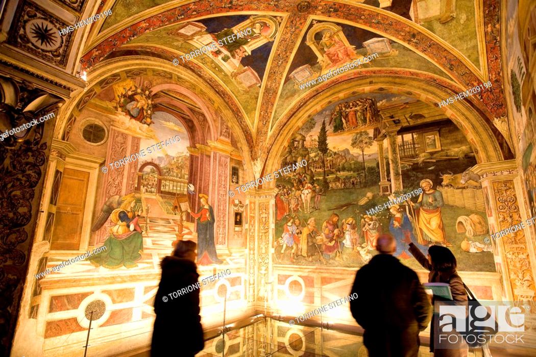 Stock Photo: Italy, Umbria, Spello, Santa Maria Maggiore church, Baglioni's Chapel with Pintoricchio's frescoes.