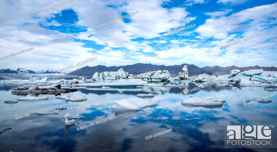 Stock Photo: Icebergs in Jokulsarlon lagoon. Iceland.